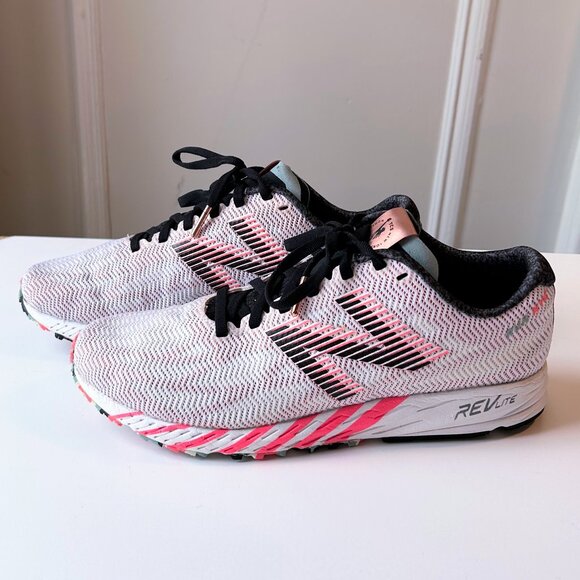 New Balance Women's 1400 V6 Running Shoe - Picture 5 of 10